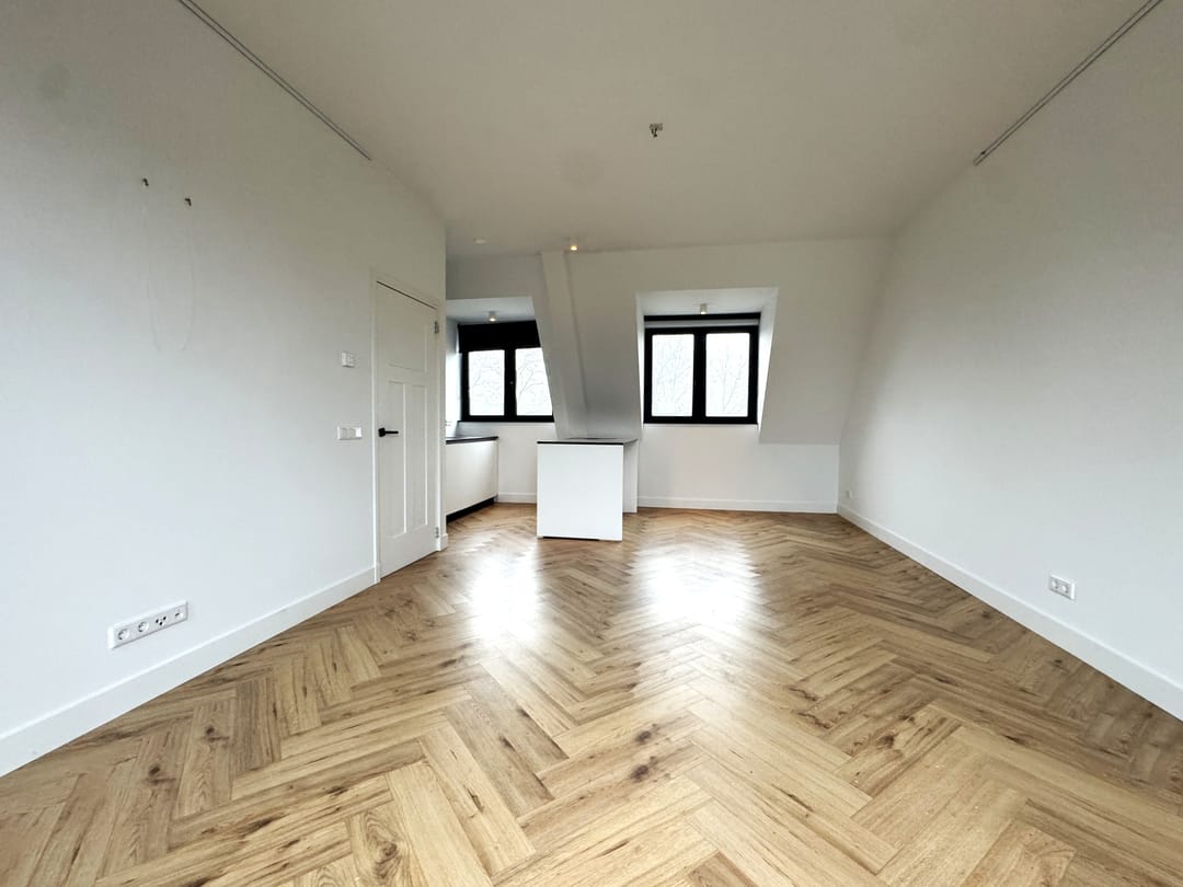 Foto 2 van Heuvelplein 275-E