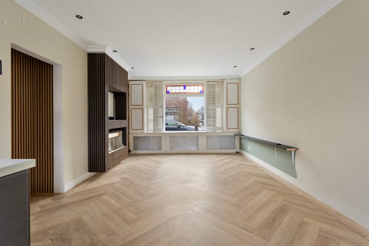 Foto 2 van Deken Waarestraat 56