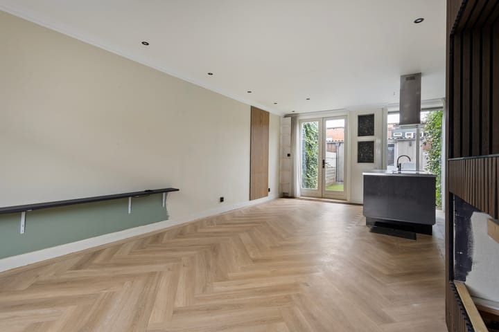 Foto 4 van Deken Waarestraat 56