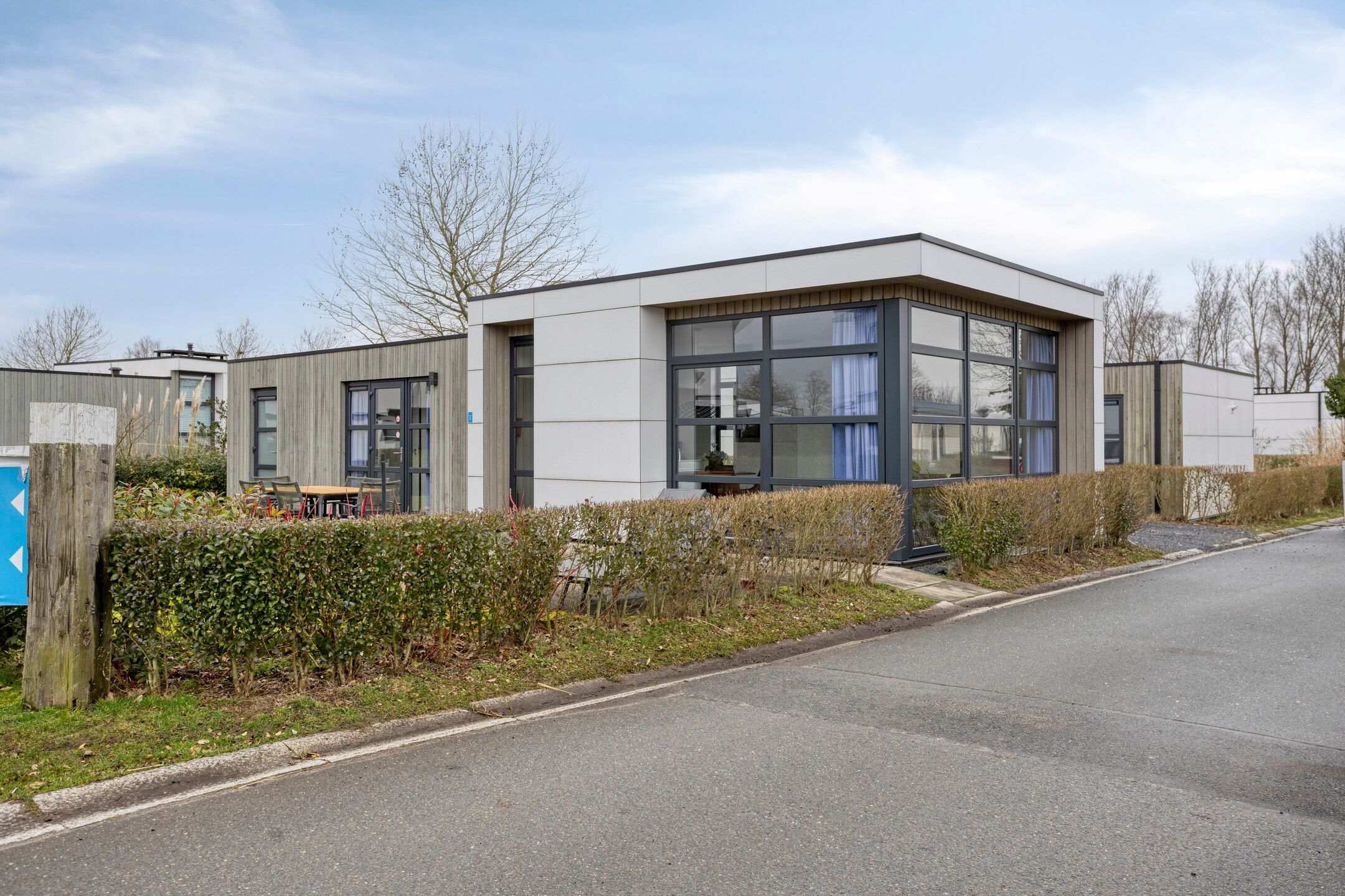 2-bedroom freehold villa in Nijkerk — photo 1 of 5