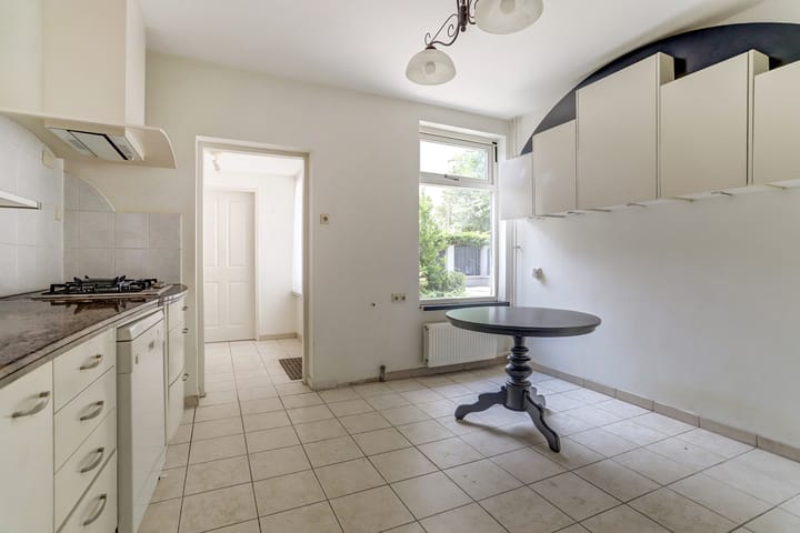 Photo 15 of Spoorstraat 5