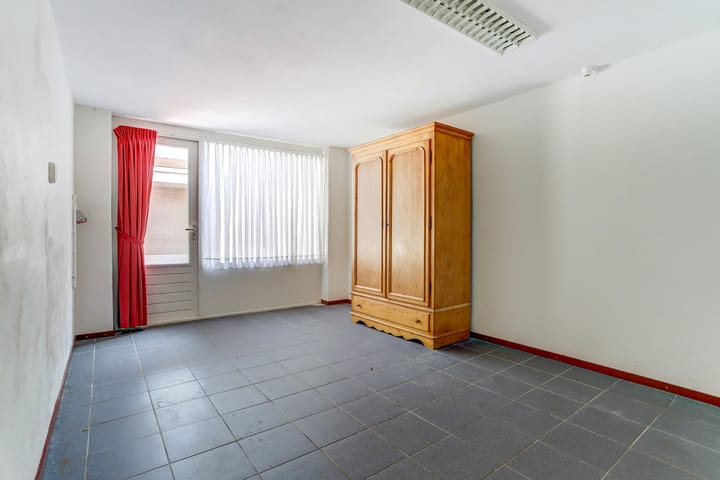 Photo 19 of Spoorstraat 5