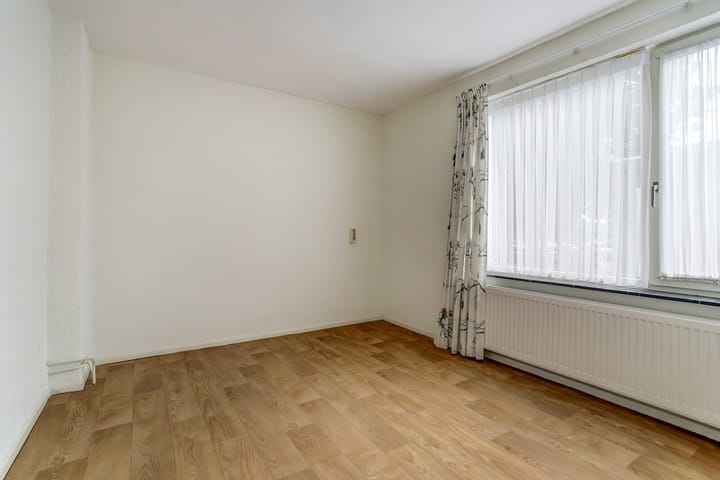 Photo 30 of Spoorstraat 5