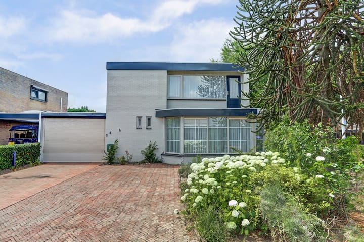 Photo 3 of Spoorstraat 5