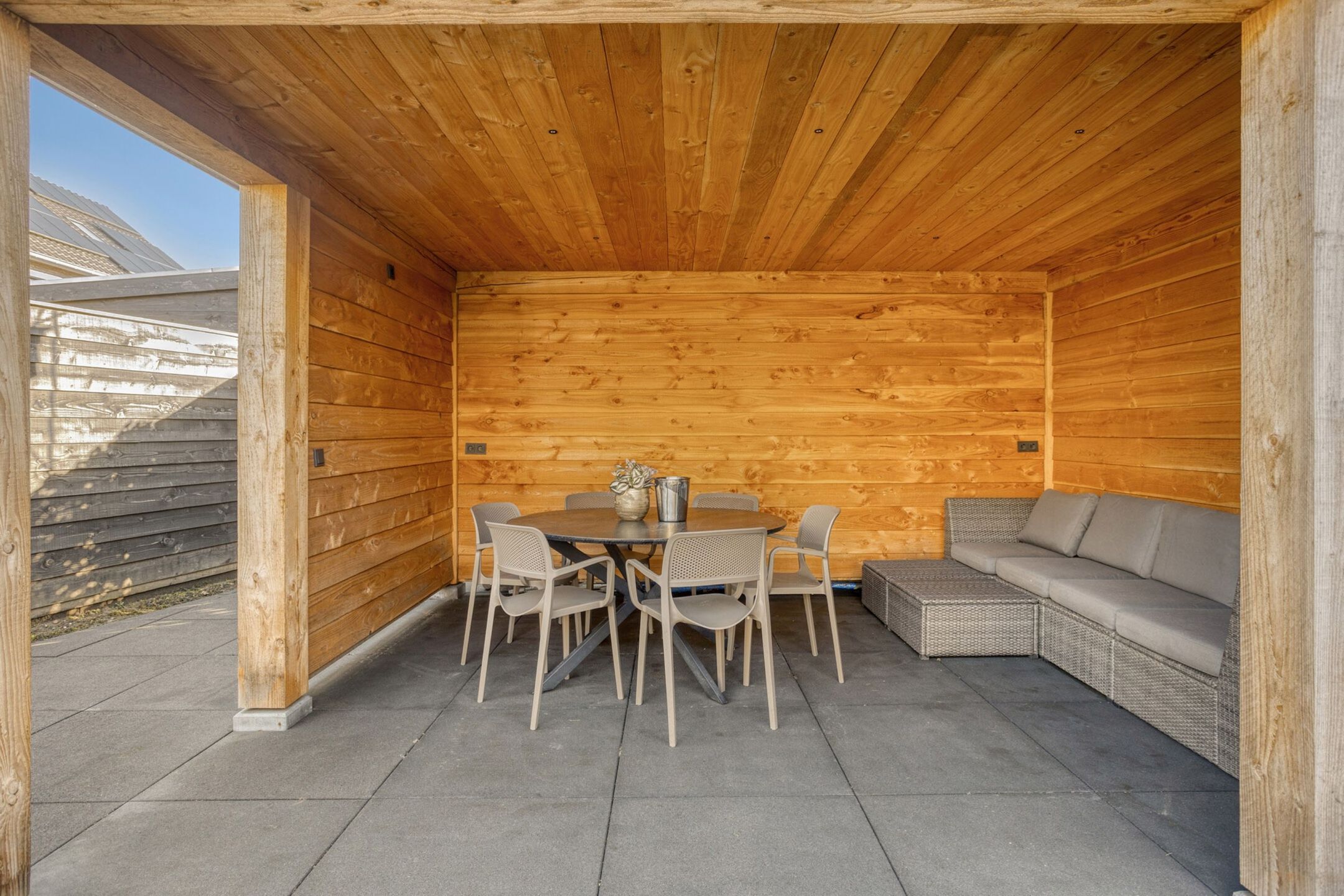 Foto 39 van Meester A Datemalaan 48