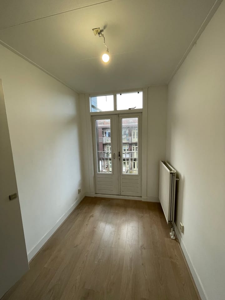 Photo 19 of Johann Keplerstraat 28-1