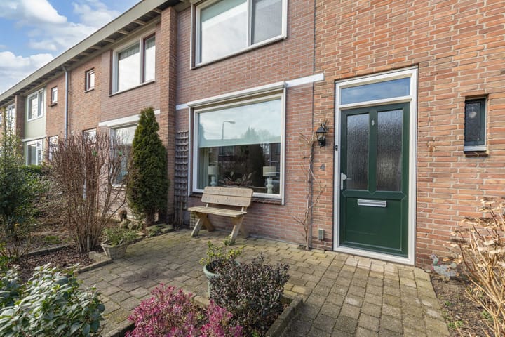 Photo 3 of Wijtze Ennemastraat 4