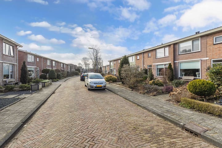 Photo 4 of Wijtze Ennemastraat 4