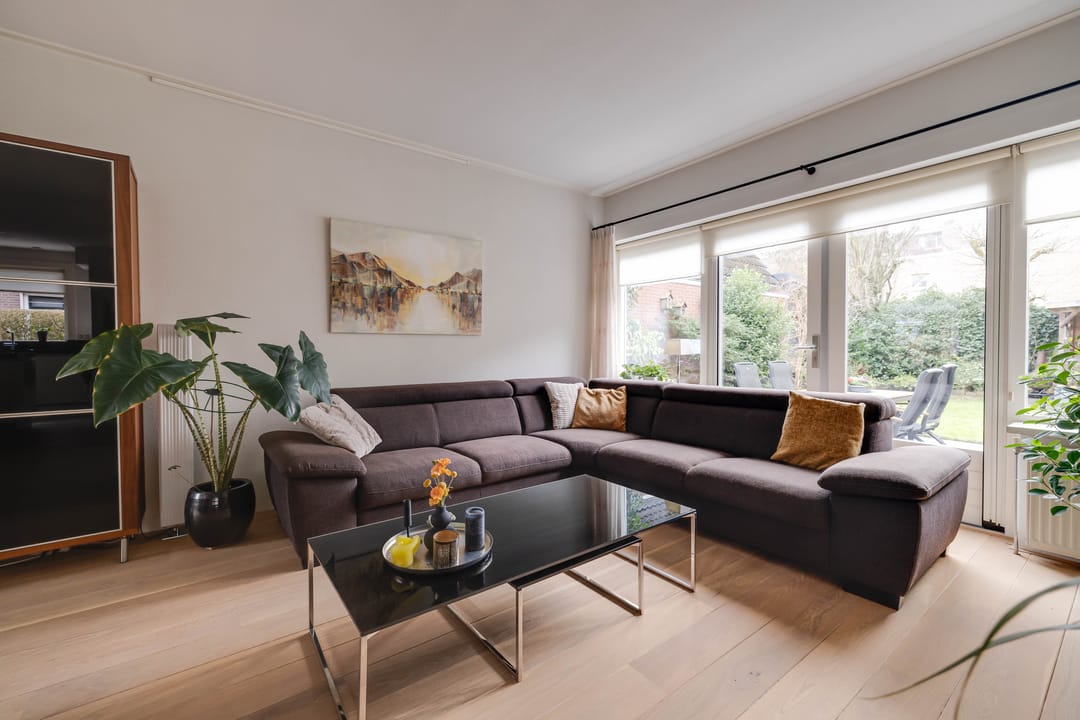 Photo 8 of Driehuizerweg 10