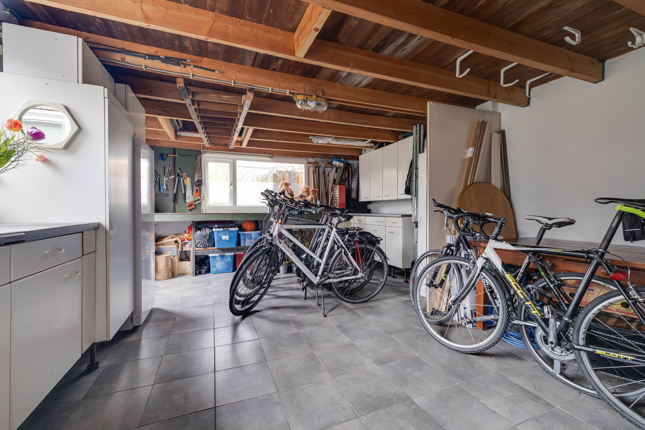 Photo 30 of Driehuizerweg 10