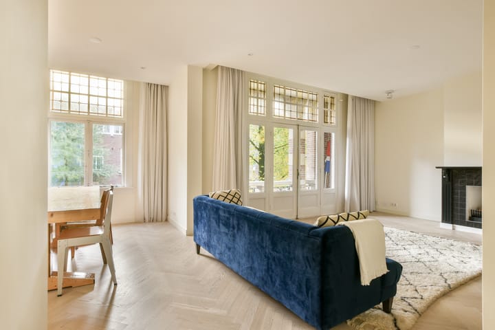 Photo 4 of De Lairessestraat 104-1