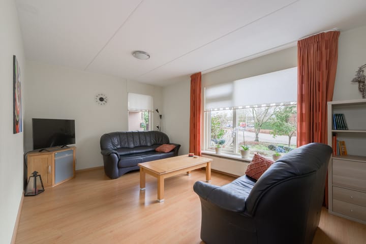 Photo 2 of Planetenstraat 43-A