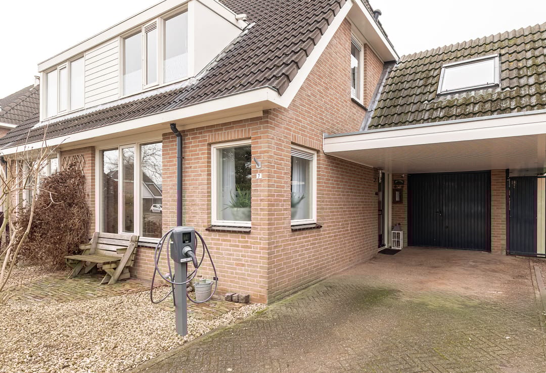 Photo 2 of Pietje Baltusstraat 7