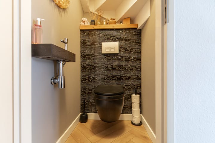 Photo 4 of Pietje Baltusstraat 7