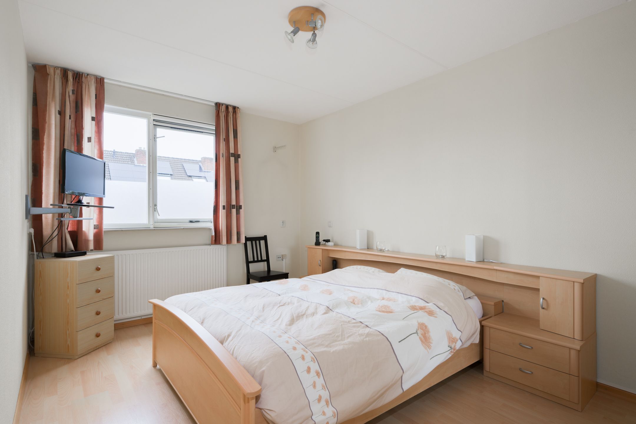 Foto 24 van Planetenstraat 43-A