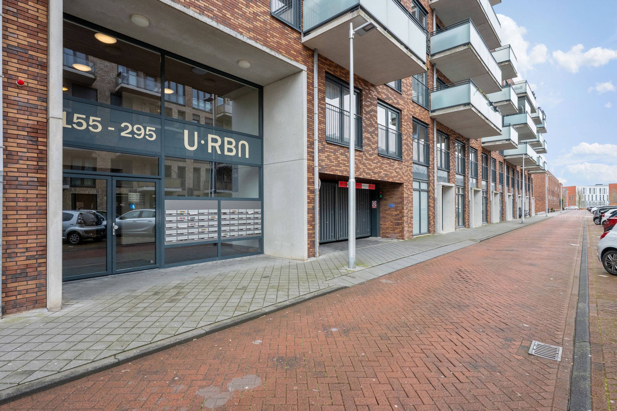 Foto 30 van Miles Davisstraat 185