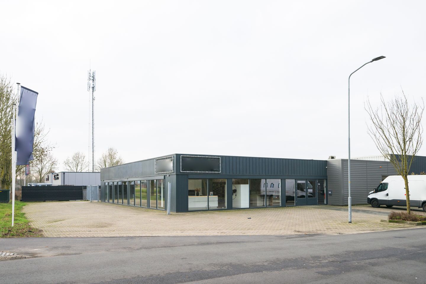 Bekijk foto 1 van Nijverheidsweg 14