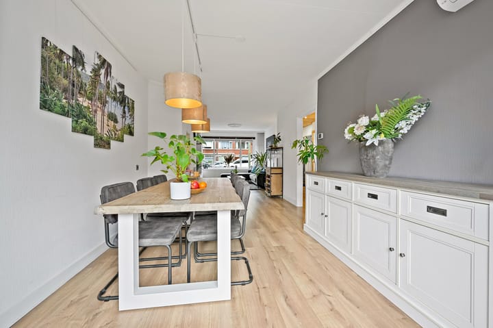 Photo 6 of De Genestetlaan 297