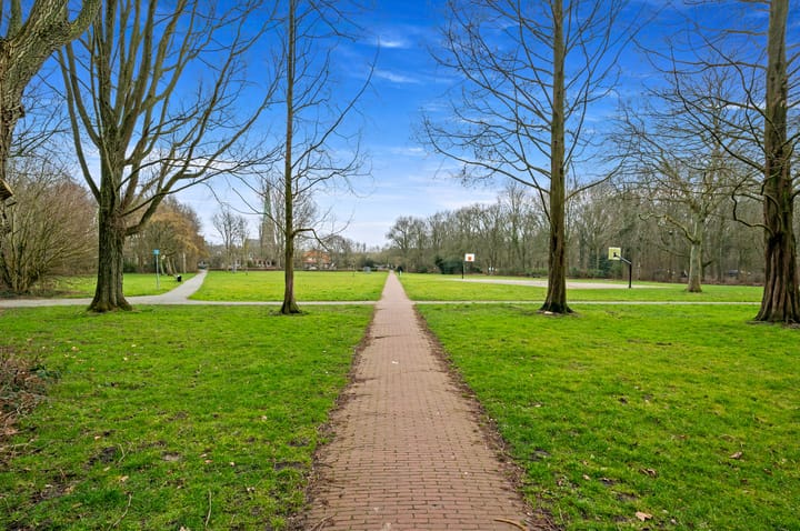 Photo 32 of De Genestetlaan 297