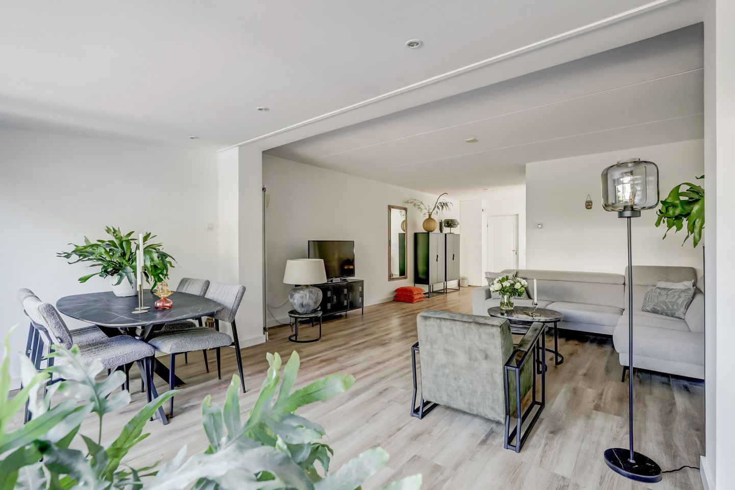 Foto 14 van Kraakstraat 105