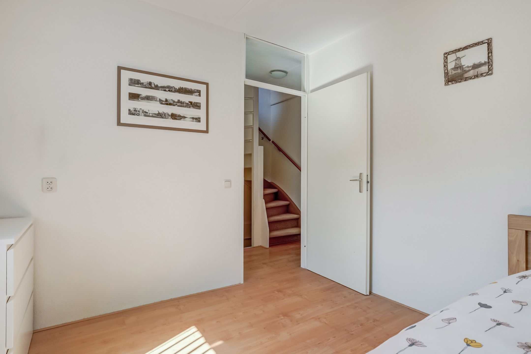 Foto 33 van Kraakstraat 105