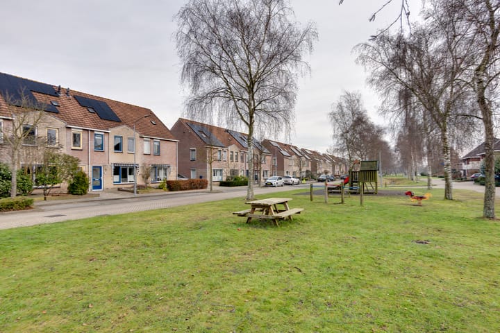 Photo 2 of Koraalstoep 7