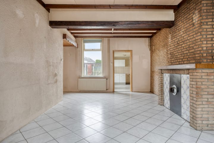 Photo 4 of Zuiderstraat 47