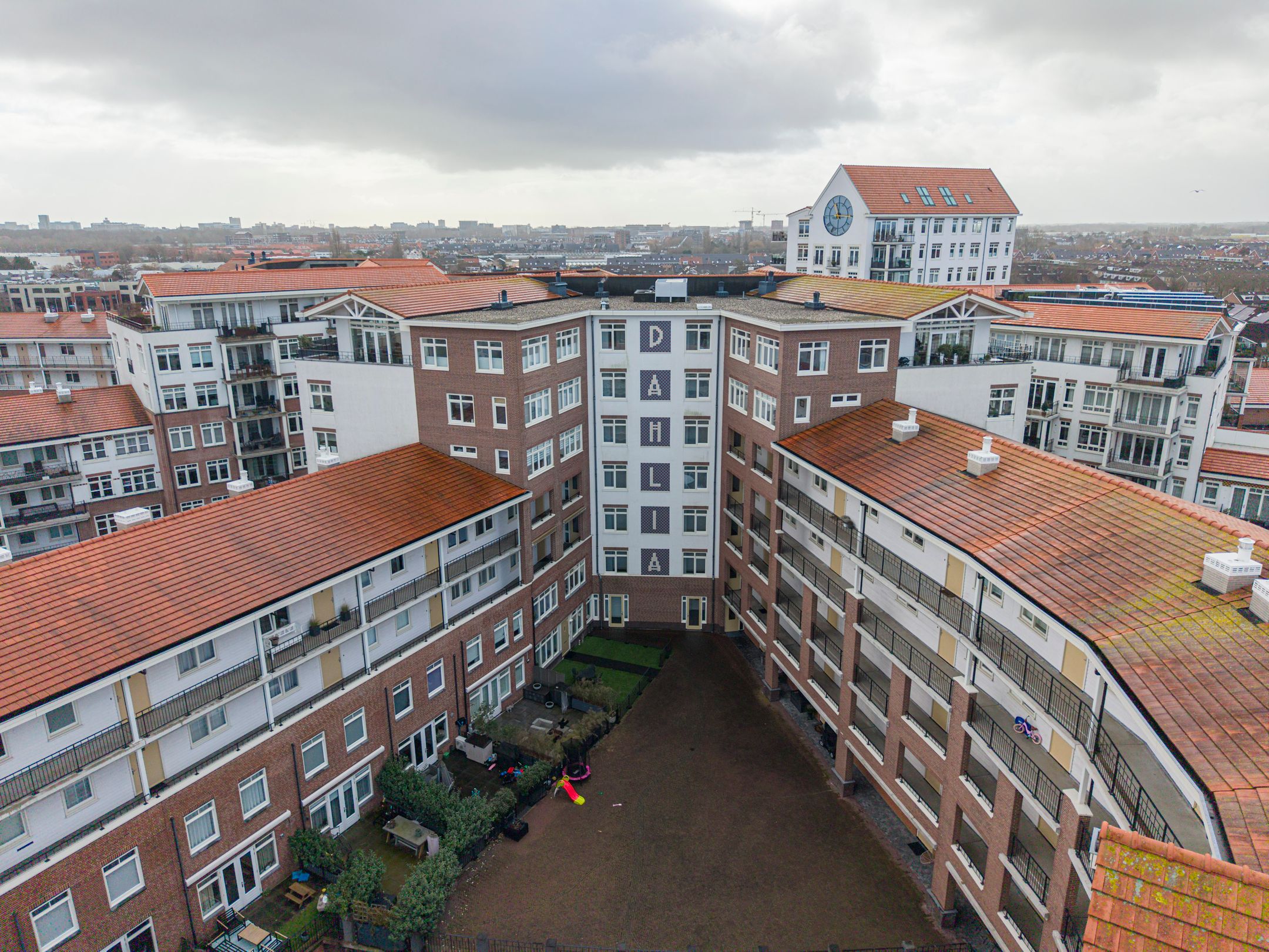 Foto 33 van De Klok 510