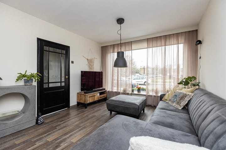 Photo 4 of Dr. Plesmanstraat 43