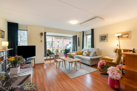 Bargengd 43 secondary image