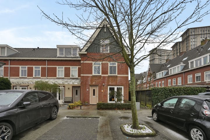 Job van der Zeelaan 43