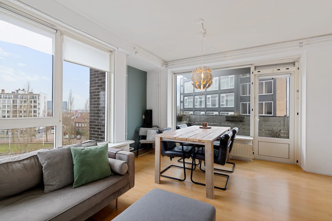 Foto 2 van Europaplein 23-E