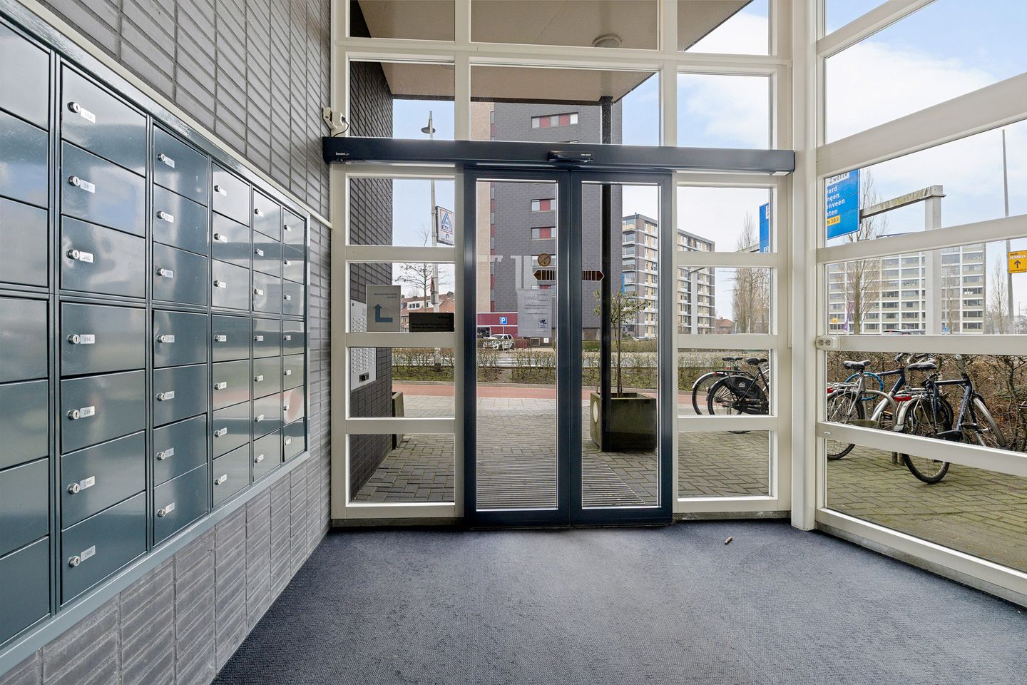 Foto 10 van Europaplein 23-E