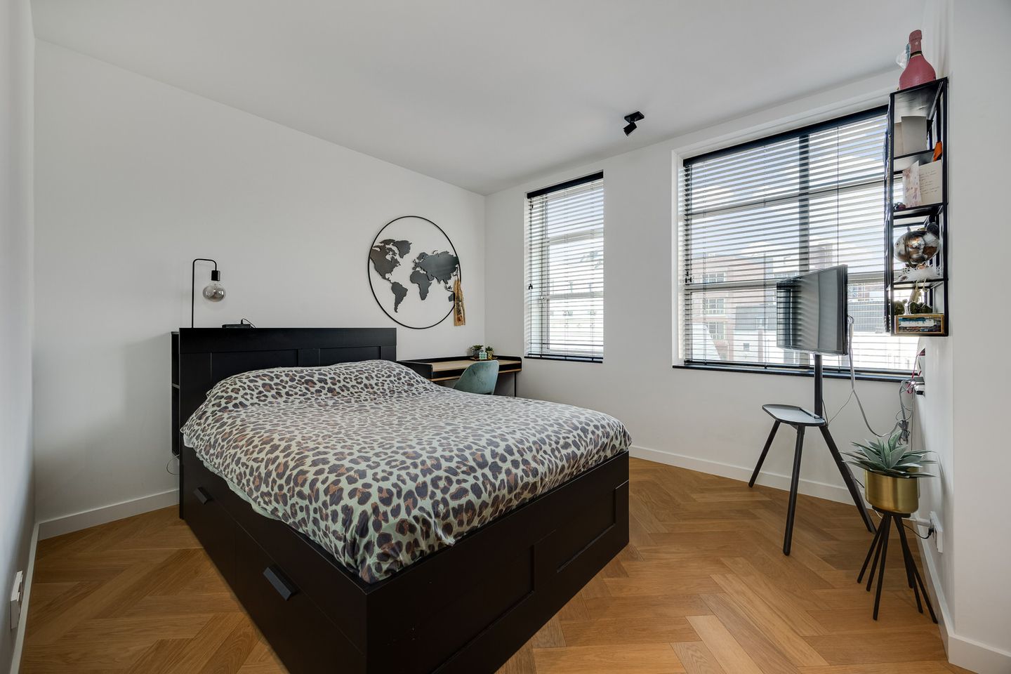 Foto 29 van Zoemerenstraat 12