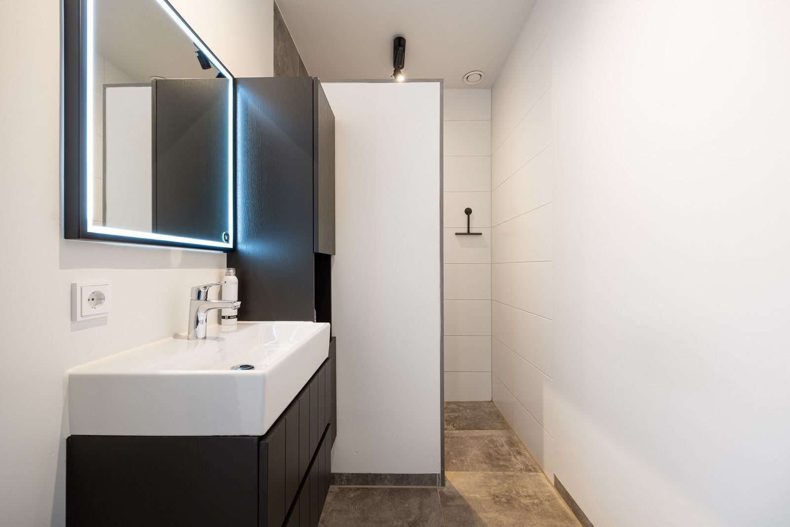 Foto 42 van Zoemerenstraat 12