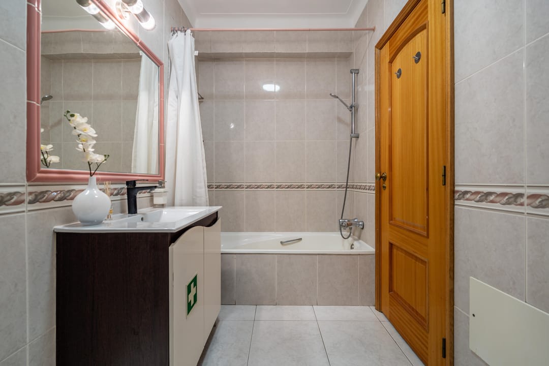 Foto 13 van Rua eng Jose Bivar Ed Plaza 2H