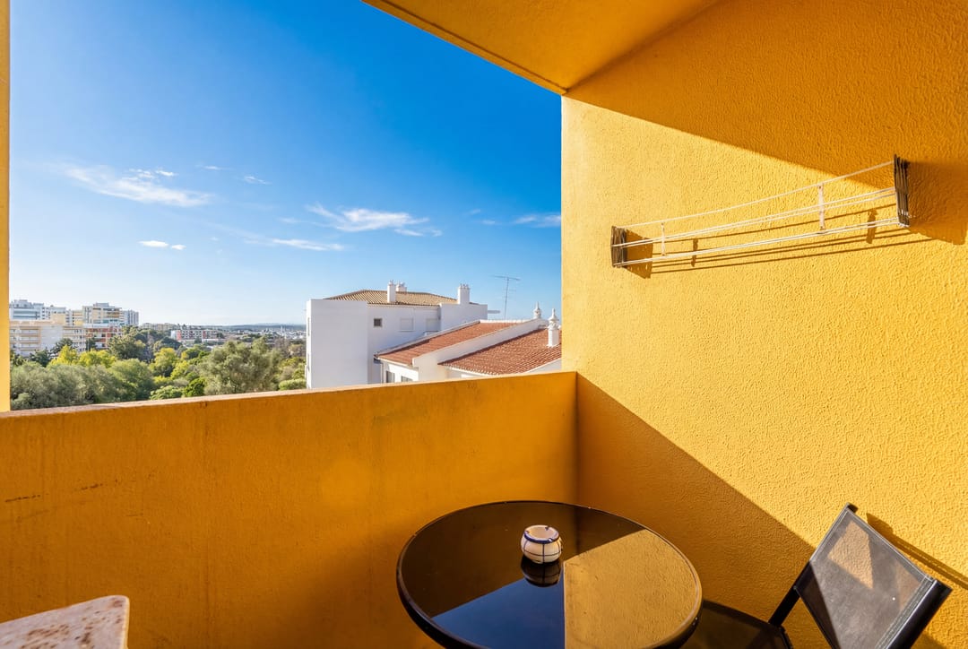 Foto 17 van Rua eng Jose Bivar Ed Plaza 2H