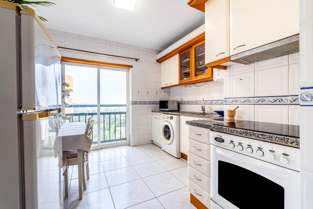 Foto 7 van Rua eng Jose Bivar Ed Plaza 2H