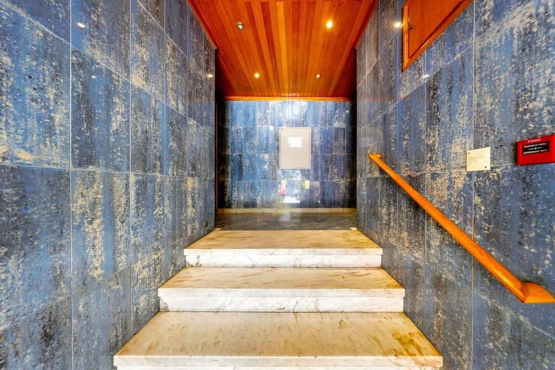 Foto 16 van Rua eng Jose Bivar Ed Plaza 2H