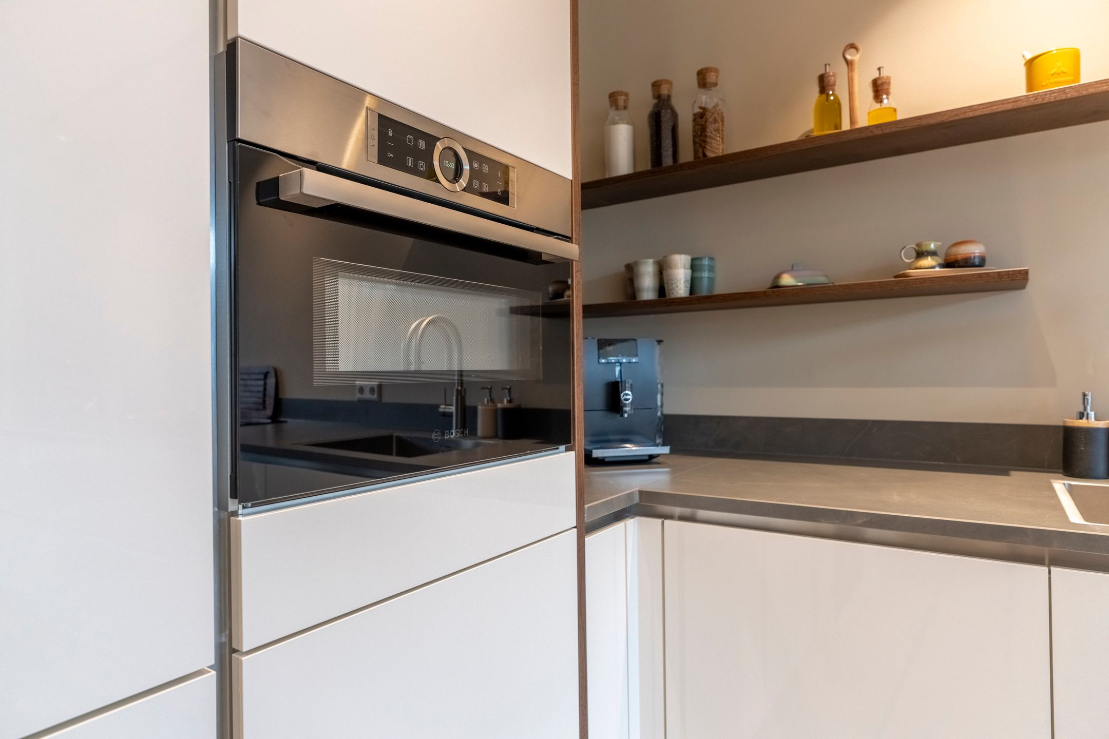 Foto 9 van E.E. van der Laanstraat 40