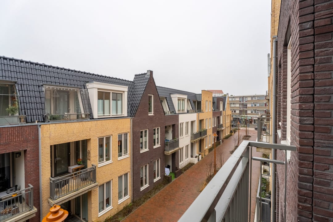 Foto 13 van E.E. van der Laanstraat 40