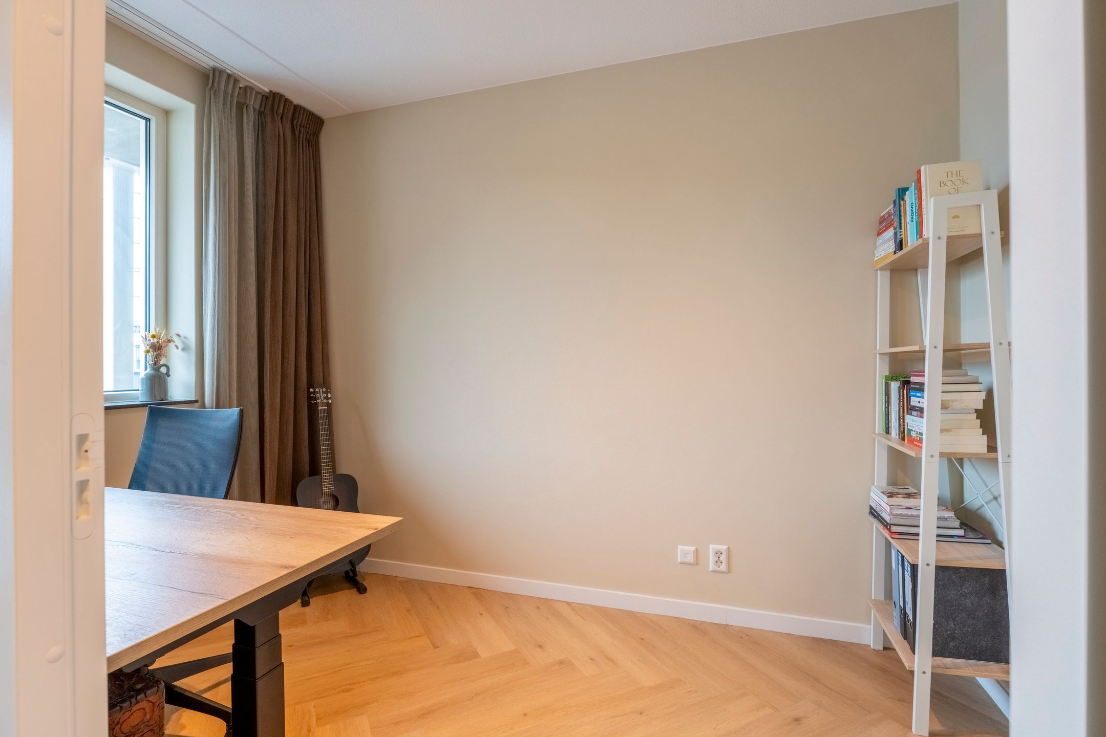 Foto 18 van E.E. van der Laanstraat 40