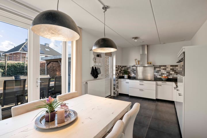 Foto 13 van Alferinklaan 36