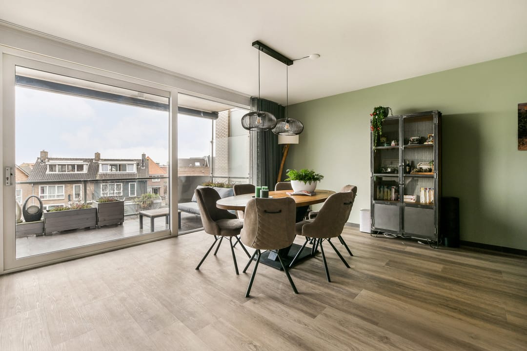 Foto 8 van Hogeweg 32-A4