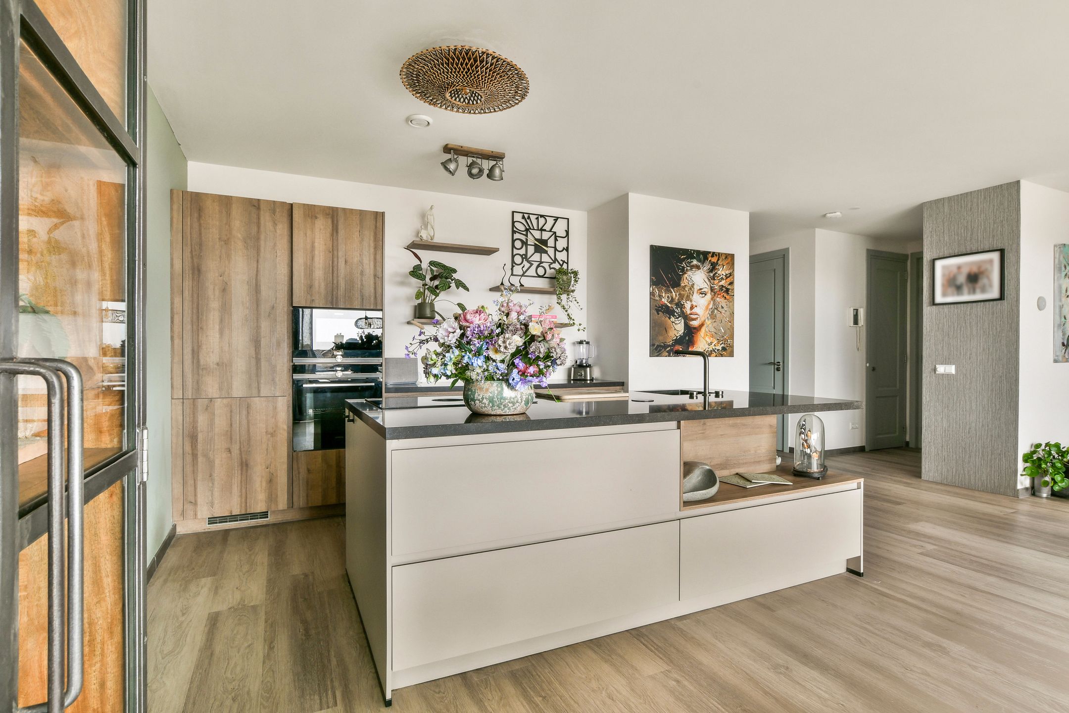 Foto 12 van Hogeweg 32-A4