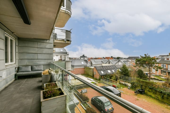 Foto 17 van Hogeweg 32-A4