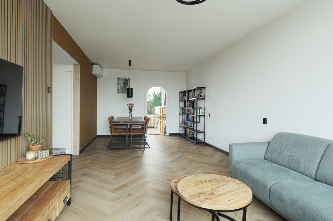 Photo 11 of Van Anrooystraat 15