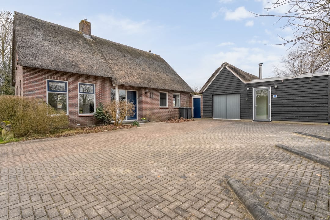 Photo 41 of Stroovledder 11-A