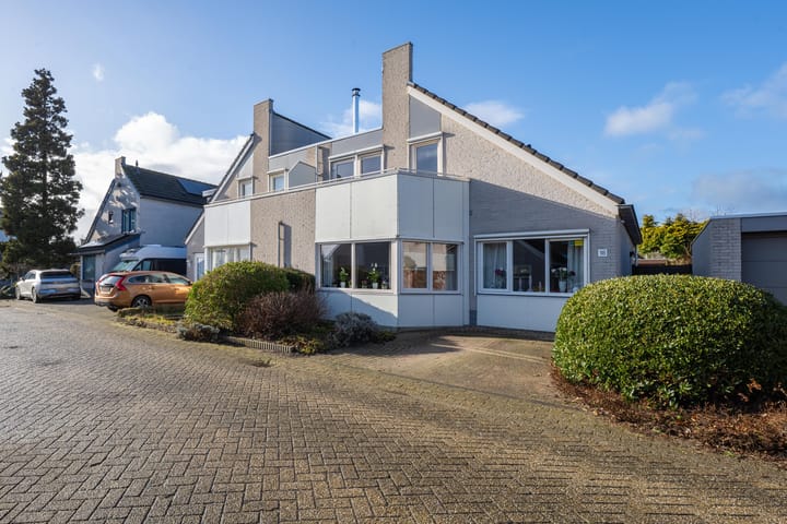 Mantet 18 main image