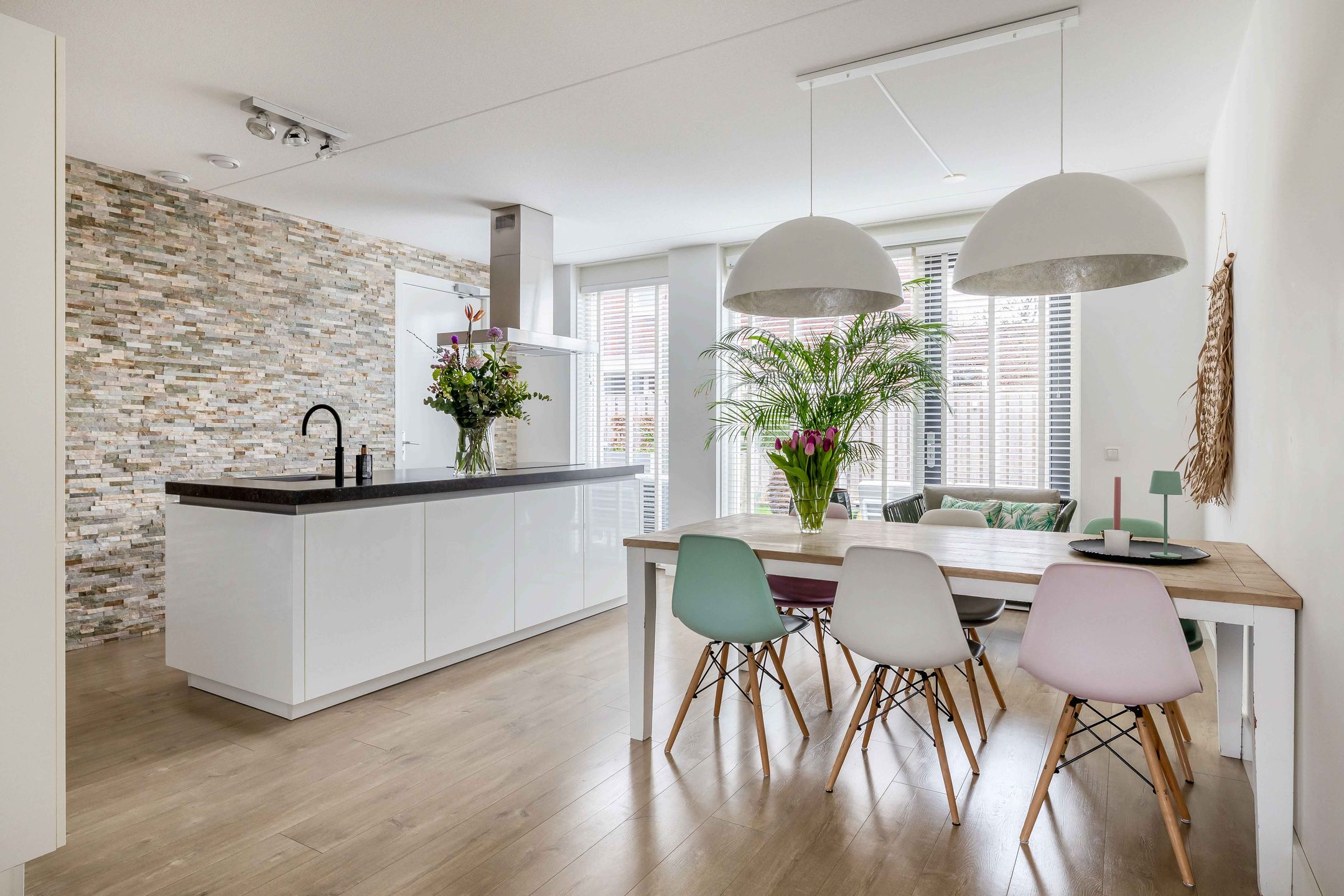 Foto 15 van Joost van den Vondellaan 122